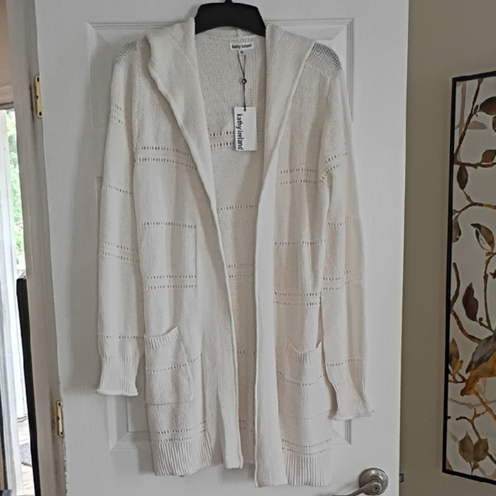 NWT Kathy Ireland White Open Weave Cardigan